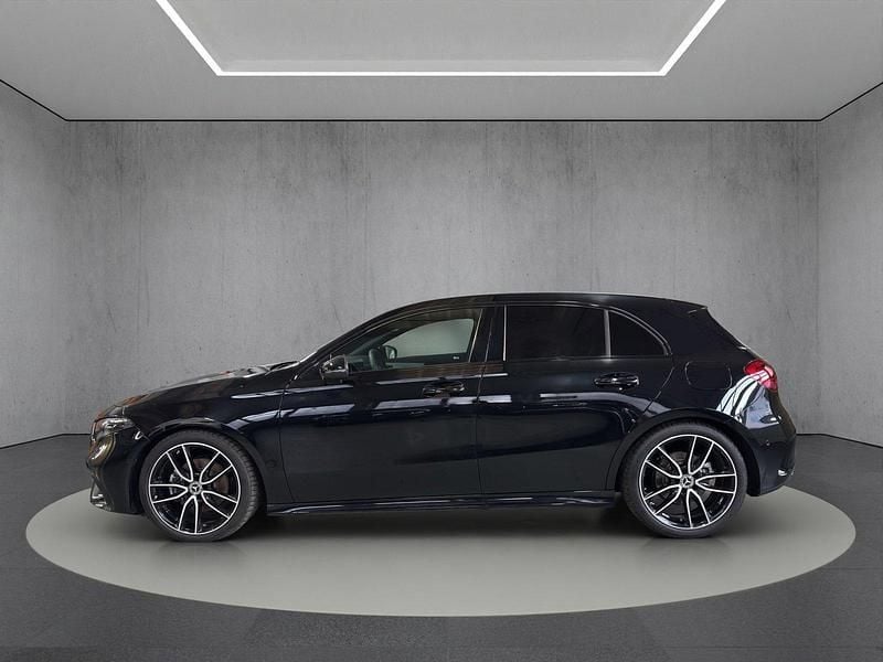 Gebraucht Mercedes A200 AMG line 163 PS (119 kW) 2025 Limousine