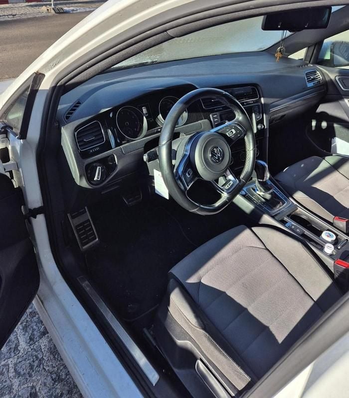 Gebraucht VW Golf VII Cup 122 PS (89 kW) 2014