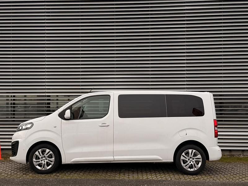 Gebraucht Opel Zafira Life Enjoy 177 PS (130 kW) 2020 Van / Kleinbus