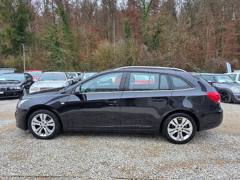 Gebraucht Chevrolet Cruze LTZ 140 PS (102 kW) 2012 Kombi