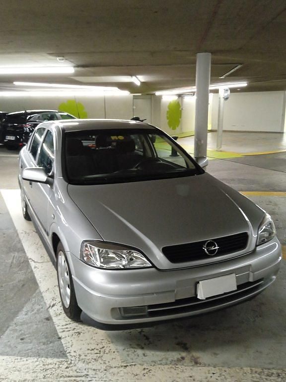 Gebraucht 2001 Opel Astra Limousine | CHF 2’500 - Bild 1/4