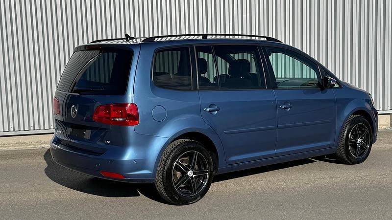 Gebraucht VW Touran Highline 140 PS (102 kW) 2013 Van / Kleinbus