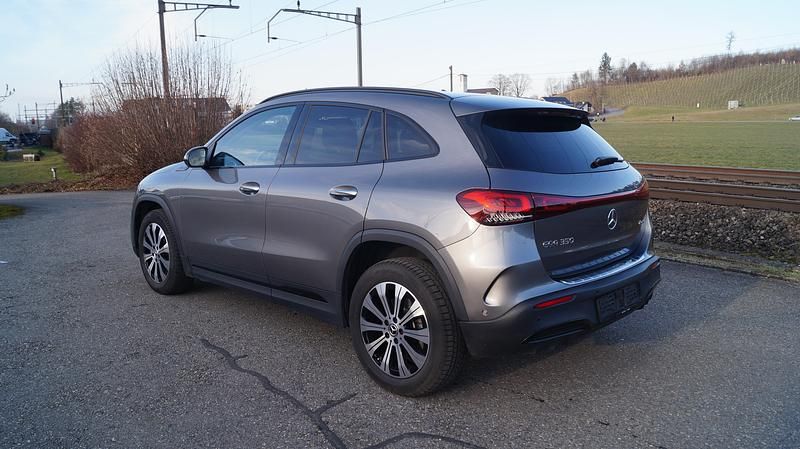 Gebraucht Mercedes EQA350 214 kW (292 PS) 2022 SUV