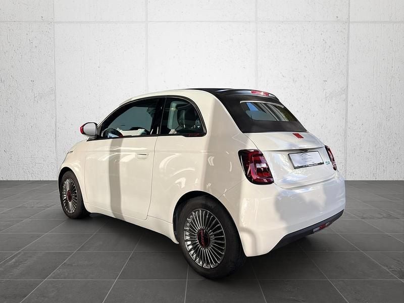 Gebraucht Fiat 500e Red 87 kW (119 PS) 2023