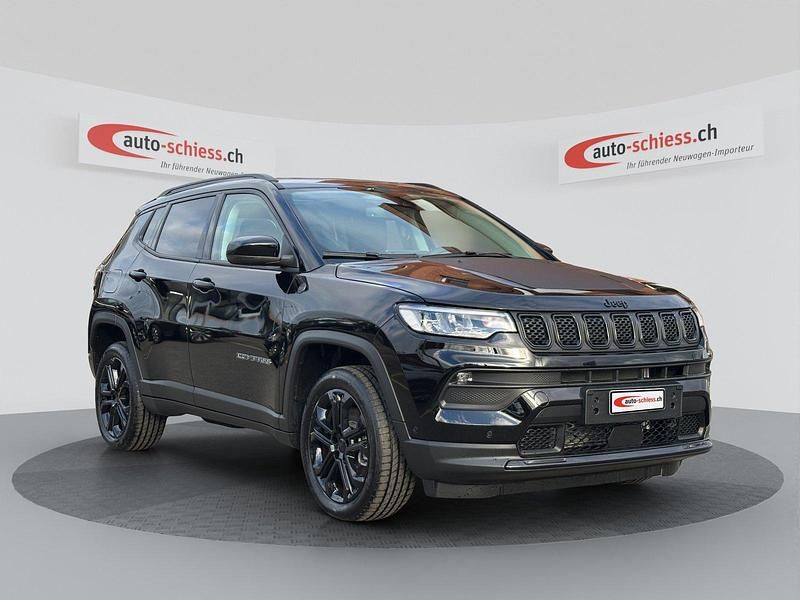Neu Jeep Compass North 240 PS (176 kW) 2025 SUV