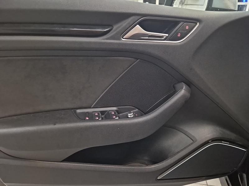 Gebraucht Audi RS3 Sportback 367 PS (269 kW) 2015 Kleinwagen