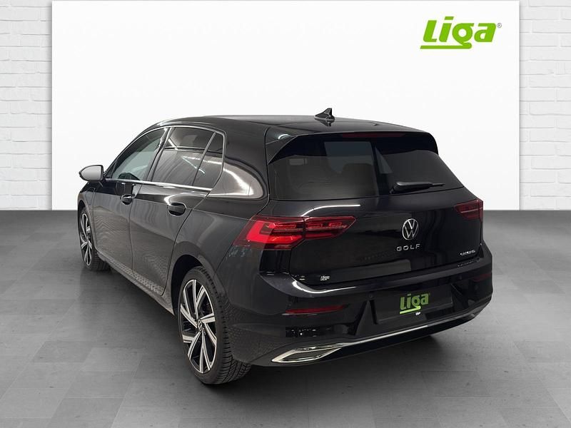 Gebraucht VW Golf VIII Style 204 PS (150 kW) 2022 Limousine
