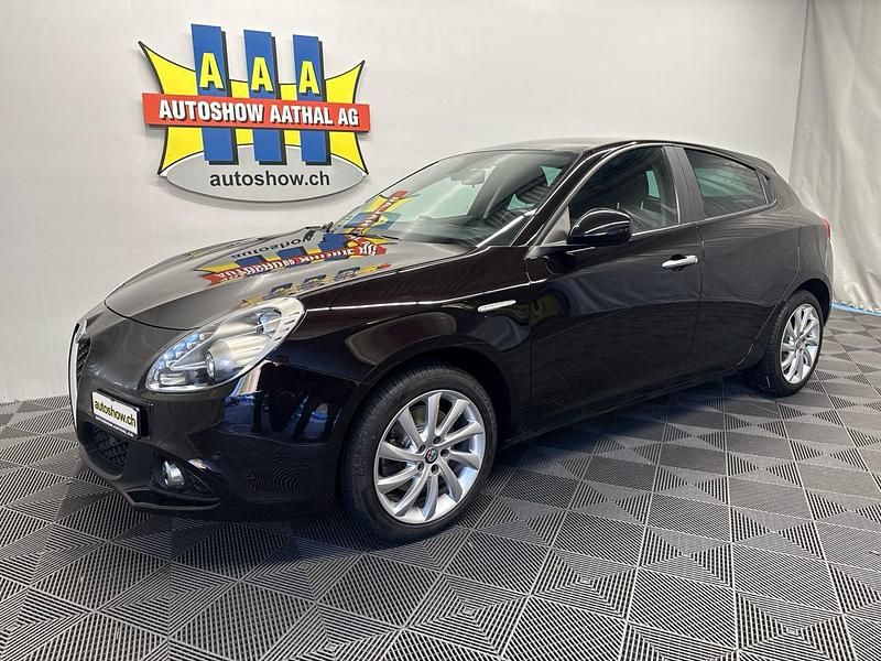 Gebraucht Alfa Romeo Giulietta 150 PS (110 kW) 2017 Kleinwagen
