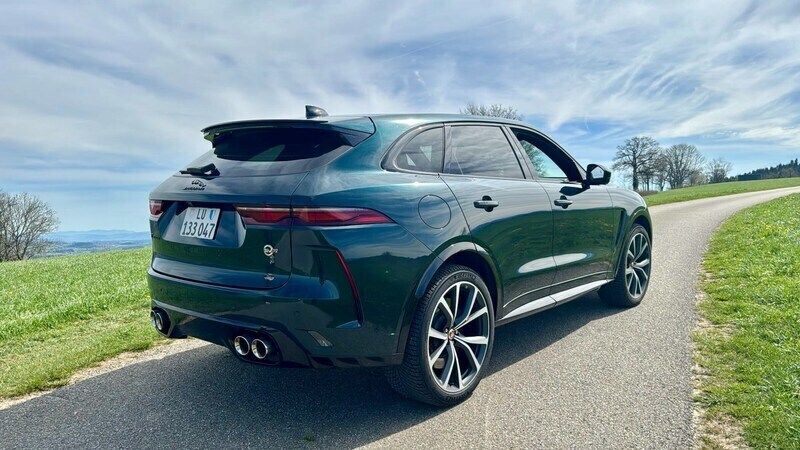Gebraucht Jaguar F-Pace SVR 550 PS (404 kW) 2022 SUV