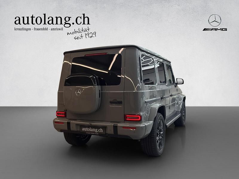 Neu Mercedes G580 AMG line 431 kW (587 PS) 2025 Grau SUV