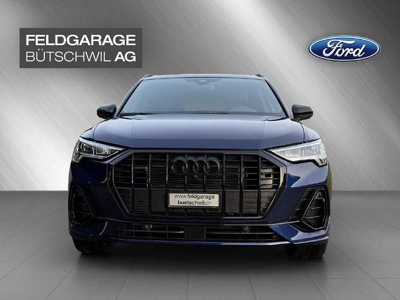 Gebraucht Audi Q3 S-Line 190 PS (139 kW) 2022 Blau SUV