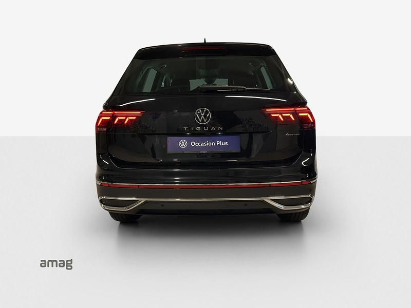 Gebraucht VW Tiguan Elegance 200 PS (147 kW) 2023 Deepblack perleffekt SUV