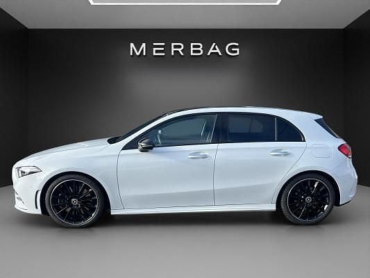 Gebraucht Mercedes A250 AMG line 224 PS (164 kW) 2022 Weiss Limousine