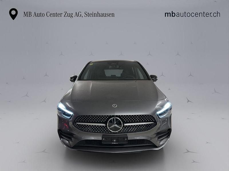 Gebraucht Mercedes B250e AMG line 238 PS (175 kW) 2025 Grau Van / Kleinbus