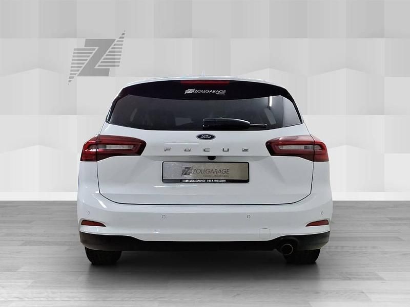 Gebraucht Ford Focus Titanium 120 PS (88 kW) 2022 Kombi