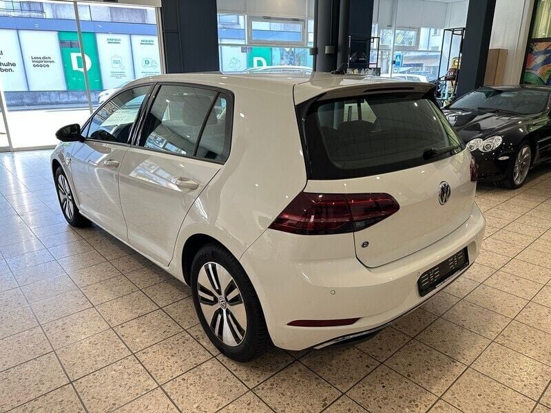 Gebraucht VW e-Golf 100 kW (136 PS) 2019 Kleinwagen