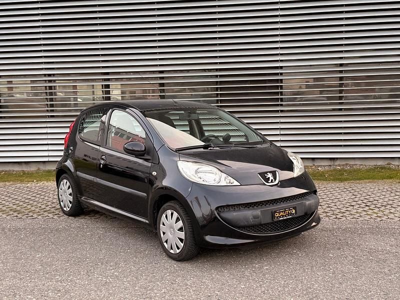 Gebraucht Peugeot 107 68 PS (50 kW) 2007 Kleinwagen
