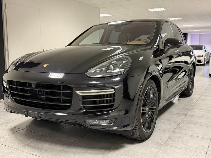 Gebraucht 2017 Porsche Cayenne GTS SUV | CHF 46’890 - Bild 1/4