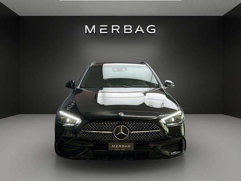 Gebraucht Mercedes C220 197 PS (144 kW) 2024 Schwarz Kombi