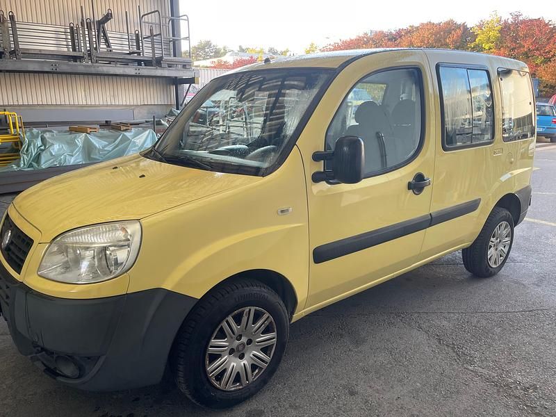 Gebraucht Fiat Doblò Active 103 PS (75 kW) 2008 Van / Kleinbus