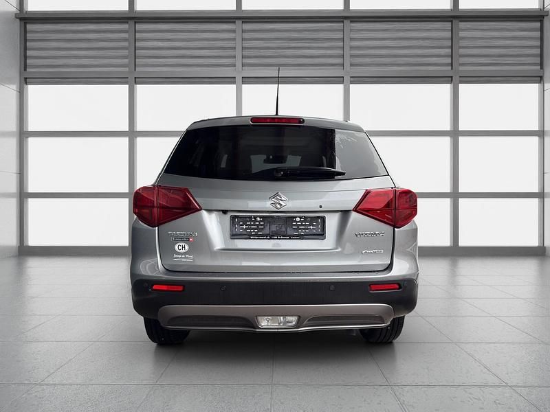 Gebraucht Suzuki Vitara 140 PS (102 kW) 2019 SUV