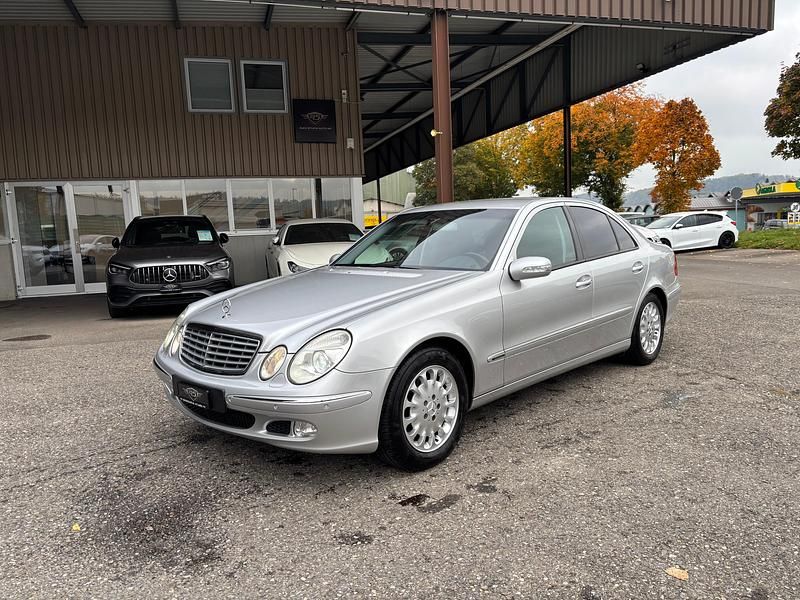 Gebraucht Mercedes E240 177 PS (130 kW) 2004