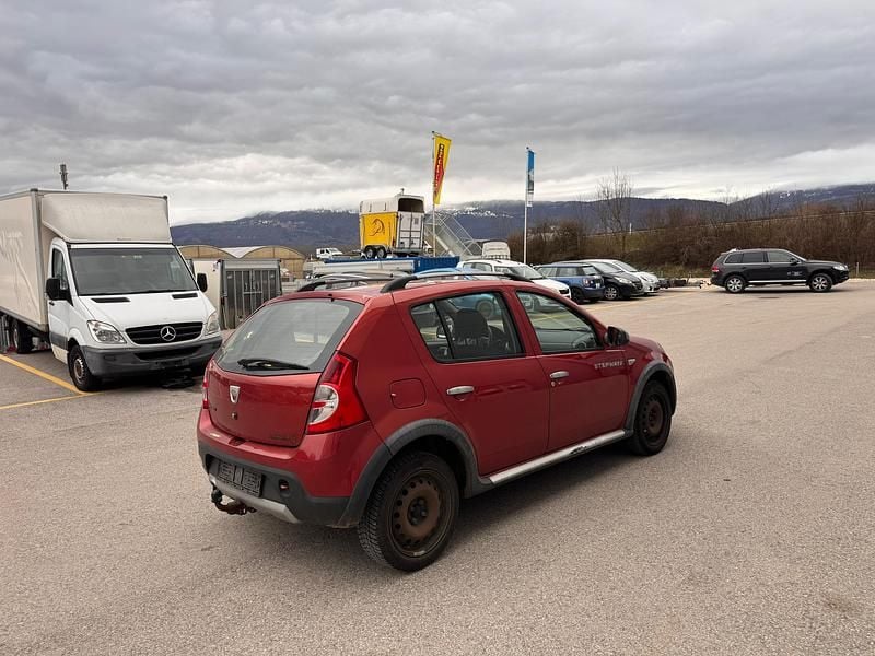 Gebraucht Dacia Sandero Stepway 84 PS (61 kW) 2011