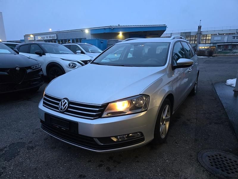 Gebraucht VW Passat Trendline 140 PS (102 kW) 2011 Kombi