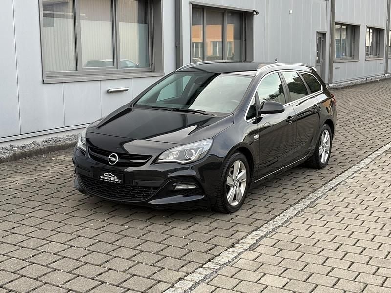 Gebraucht Opel Astra drive 170 PS (125 kW) 2014