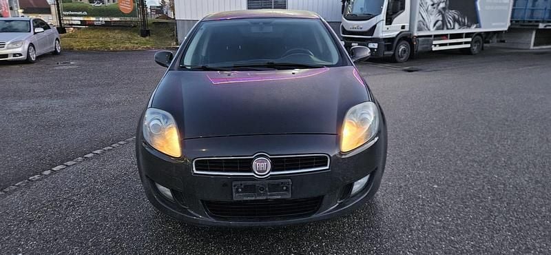 Gebraucht Fiat Bravo Dynamic 120 PS (88 kW) 2012 Kleinwagen