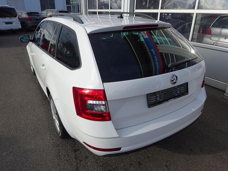 Gebraucht Skoda Octavia Ambition 184 PS (135 kW) 2020 Kombi