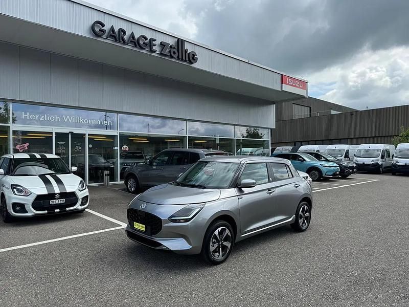 Neu Suzuki Swift 83 PS (61 kW) 2025 Silber Kleinwagen