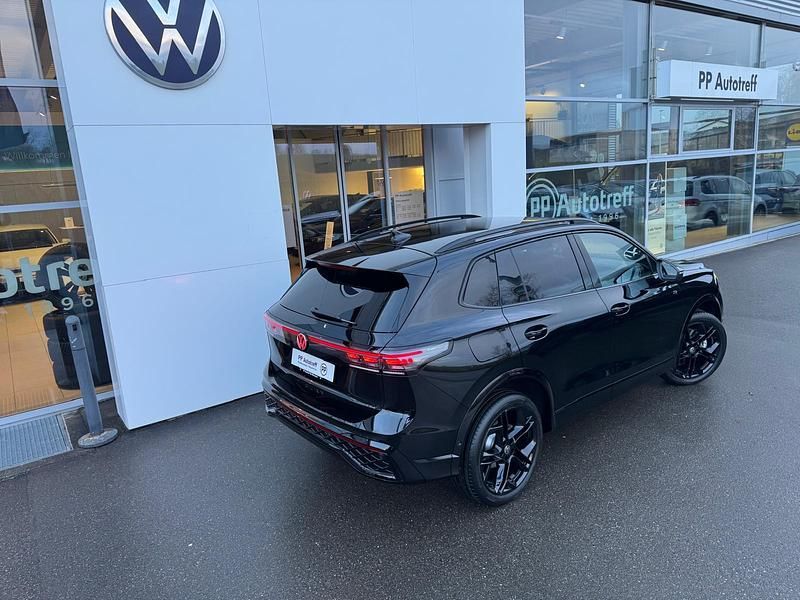 Neu VW Tiguan R-line 204 PS (150 kW) 2026 Schwarz SUV