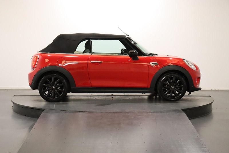 Gebraucht Mini Cooper Cabriolet 136 PS (100 kW) 2018 Rot Cabrio