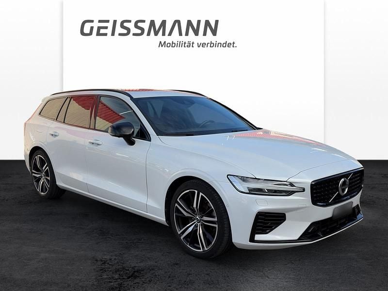 Gebraucht Volvo V60 R-Design 303 PS (222 kW) 2020 Kombi