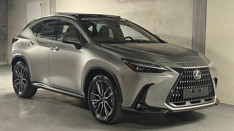 Neu 2025 Lexus NX450h+ E-FOUR SUV | CHF 62’900 (Guter Preis) - Bild 1/4
