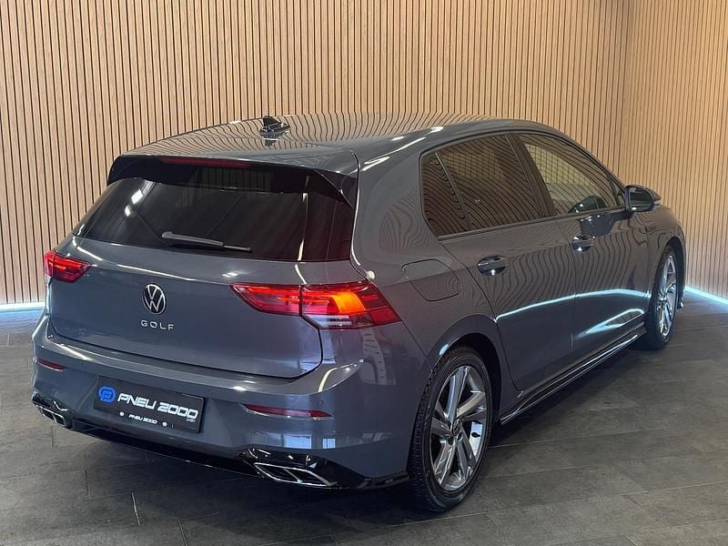 Gebraucht VW Golf VIII R-line 150 PS (110 kW) 2021 Limousine