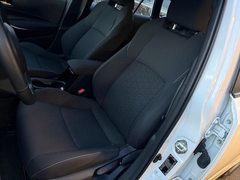 Gebraucht Toyota Corolla Comfort 122 PS (89 kW) 2022 Kombi