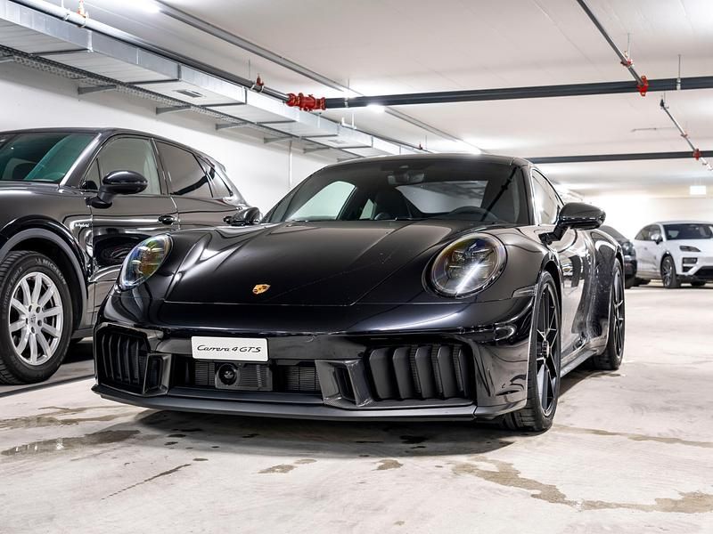 Neu 2025 Porsche 911 Carrera 4 GTS | CHF 229’900 - Bild 1/4
