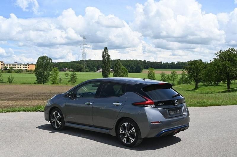 Gebraucht Nissan Leaf N-Connecta 110 kW (150 PS) 2020 Kleinwagen