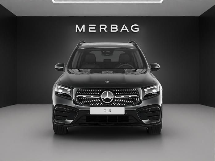 Gebraucht Mercedes GLB250 224 PS (164 kW) 2024 Schwarz SUV