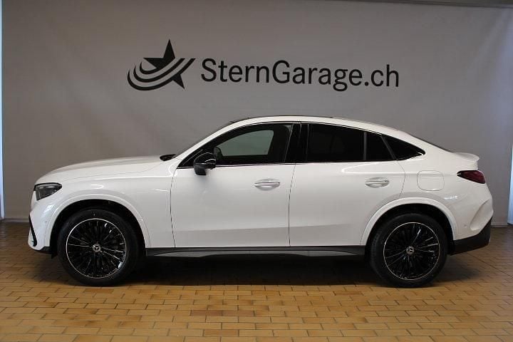 Gebraucht Mercedes GLC300e AMG line 313 PS (230 kW) 2024 Weiss Coupé