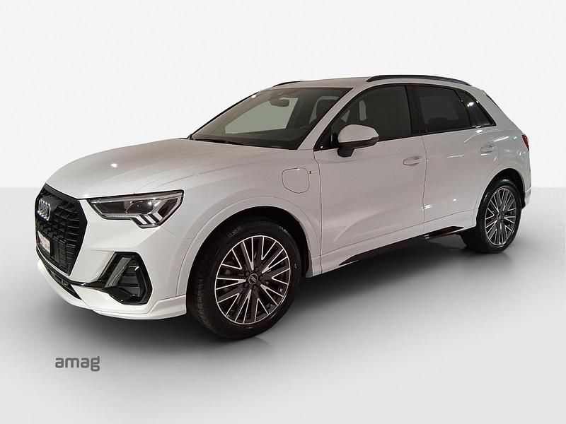 Gebraucht Audi Q3 Attraction 245 PS (180 kW) 2022 Gletscherweiss metallic SUV