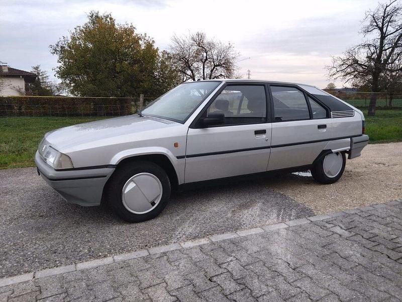 Gebraucht 1988 Citroën BX Limousine | CHF 5’900 - Bild 1/4