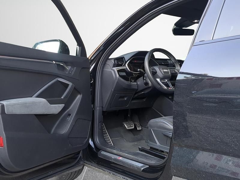 Gebraucht Audi Q3 Sportback S-Line 190 PS (139 kW) 2024 SUV