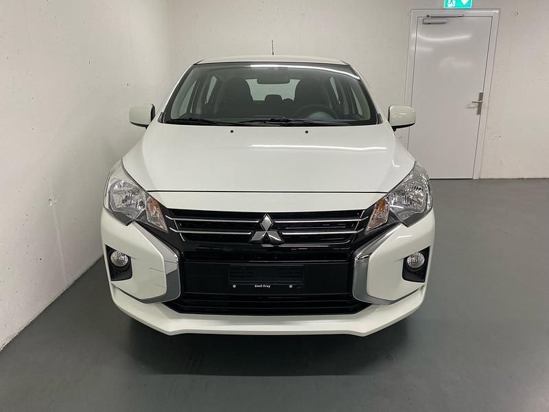 Gebraucht Mitsubishi Space Star Invite 71 PS (52 kW) 2024 Weiss Limousine