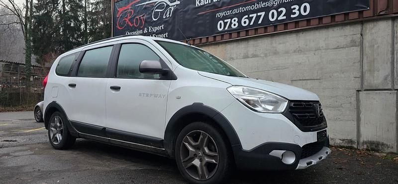 Gebraucht 2018 Dacia Lodgy Stepway Van / Kleinbus | CHF 4’500 (Fairer Preis) - Bild 1/4