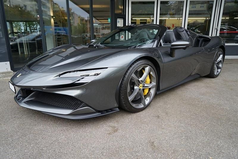 Gebraucht Ferrari SF90 780 PS (573 kW) 2022 Cabrio