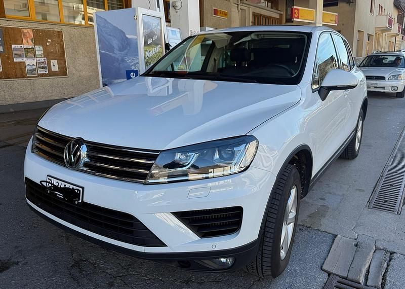 Gebraucht VW Touareg 262 PS (192 kW) 2015 SUV