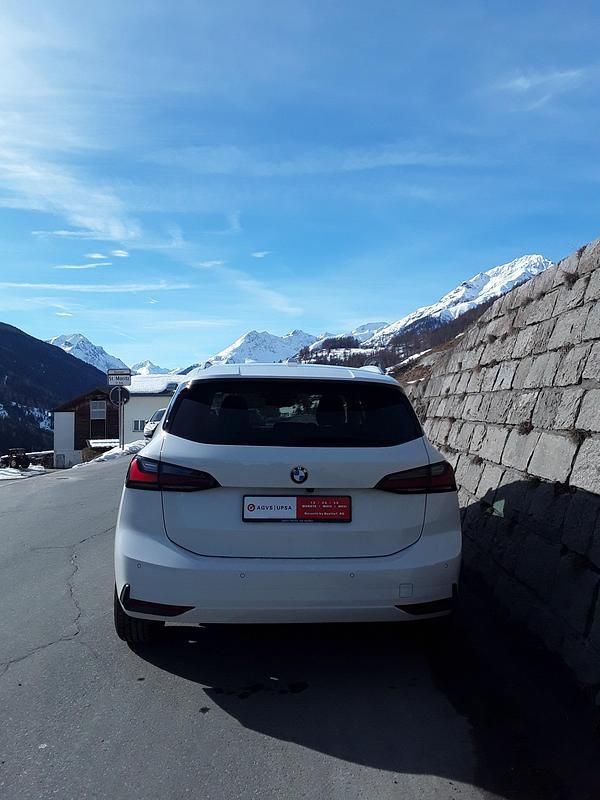 Gebraucht BMW 223 Active Tourer 197 PS (144 kW) 2023 Van / Kleinbus